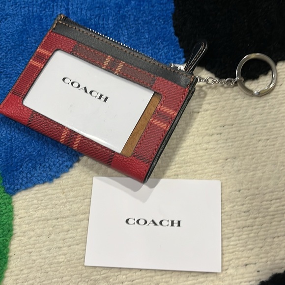 Brand new wallet for women 100% authentic for sale no need for heavy bags - Picture 3 of 5